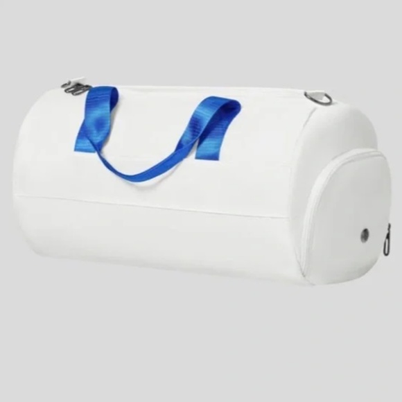 Halara Gym Bag - Picture 5 of 8